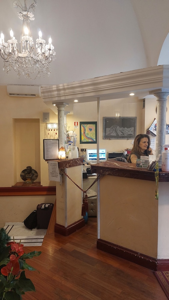 Hotel Dina 14/53