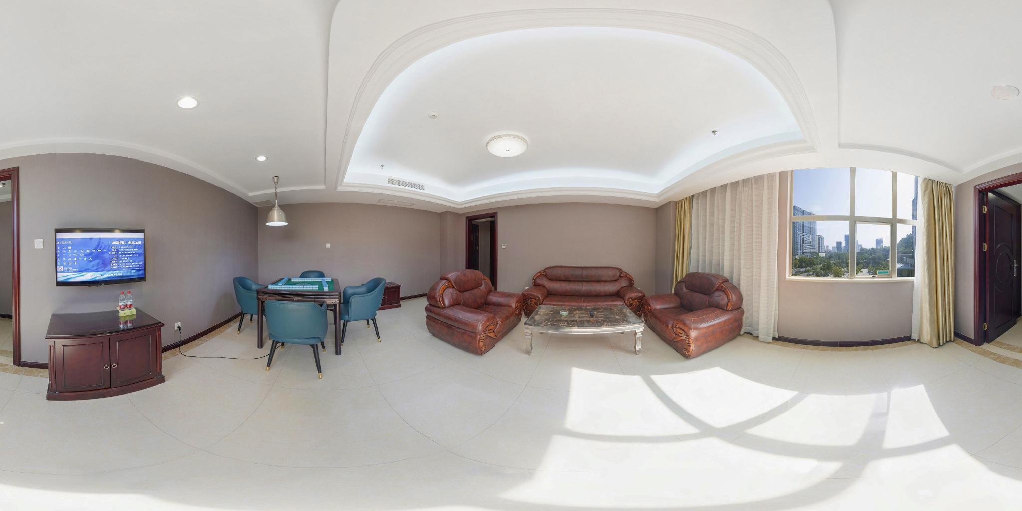Vienna Hotel (Huizhou Yanda Avenue) 34/44