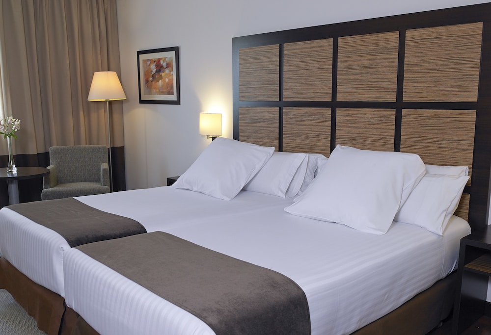 Aparthotels Attica21 As Galeras 9/67