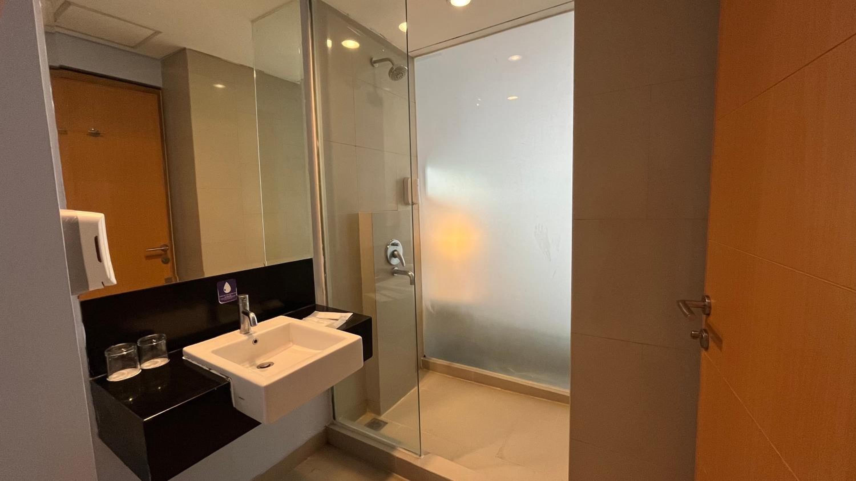 غرفة تنفيذية بسرير مزدوج، Luminor Hotel Metro Indah Bandung 10/10