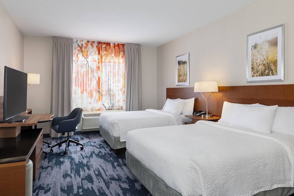 Fairfield Inn Suites By Marriott St Paul Northeast 4/30