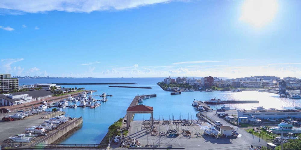 Seaside Condominium Rana Chatan 71/73