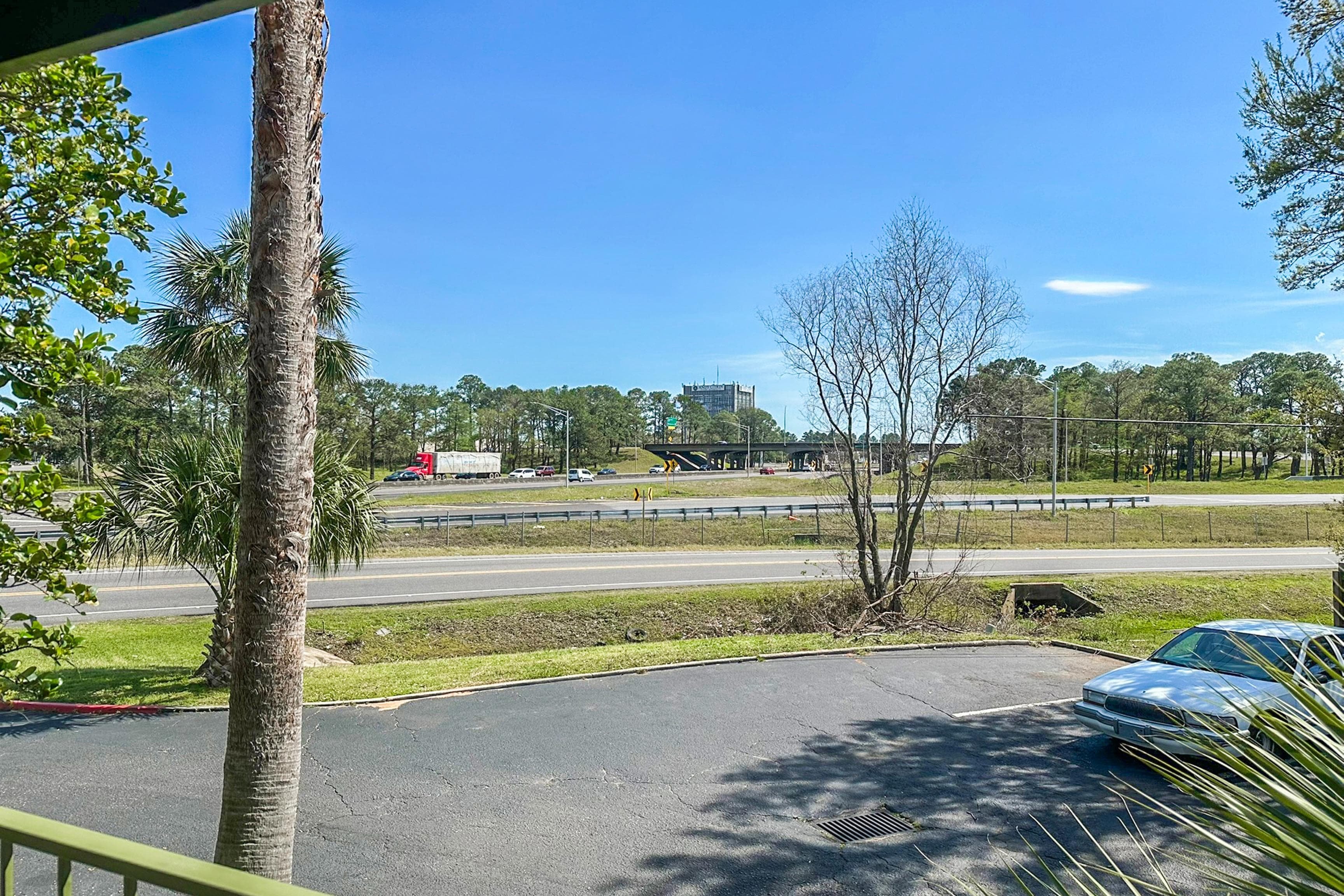 OYO Hotel Mobile AL I-65 at Airport Blvd 62/67