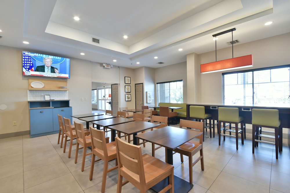 Country Inn & Suites by Radisson, Ocala Southwest 51/62
