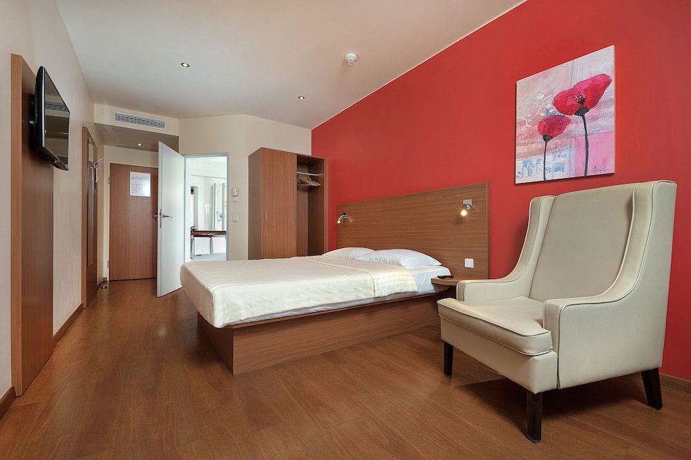 Star Inn Hotel Salzburg Airport Messe By Comfort 18/46