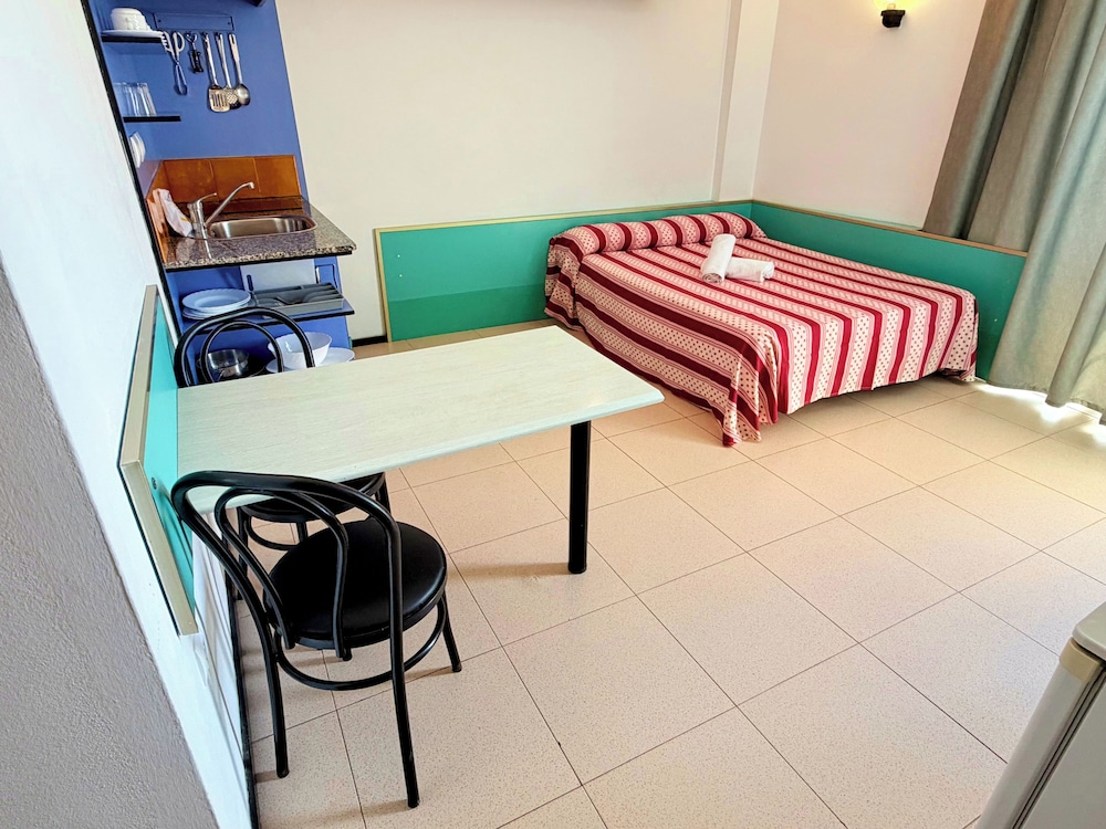 Lloret Sun Apartments 25/50