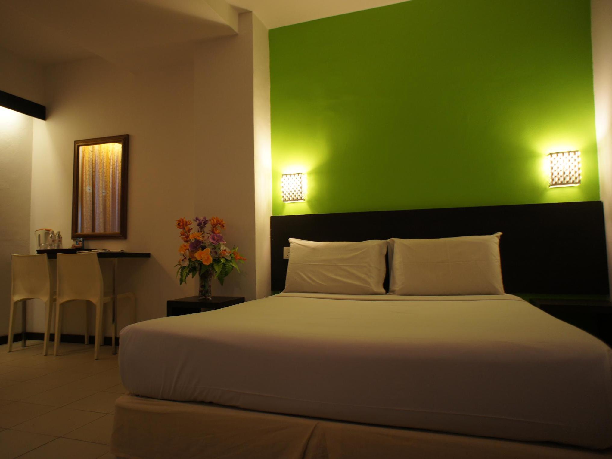 Meldrum Hotel 24/42