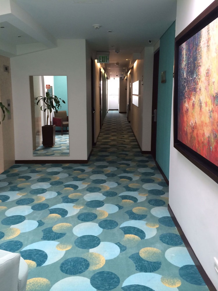 Blue Suites Hotel 18/47