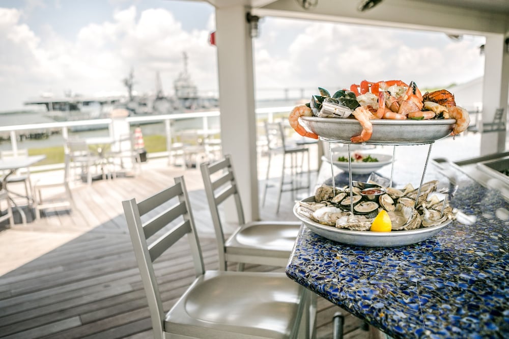 Harborside At Charleston Harbor Resort And Marina 28/50
