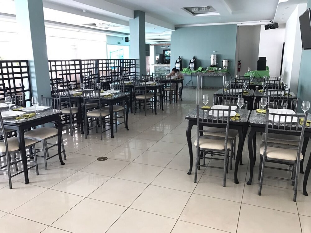 Hotel Mar Azul 37/72