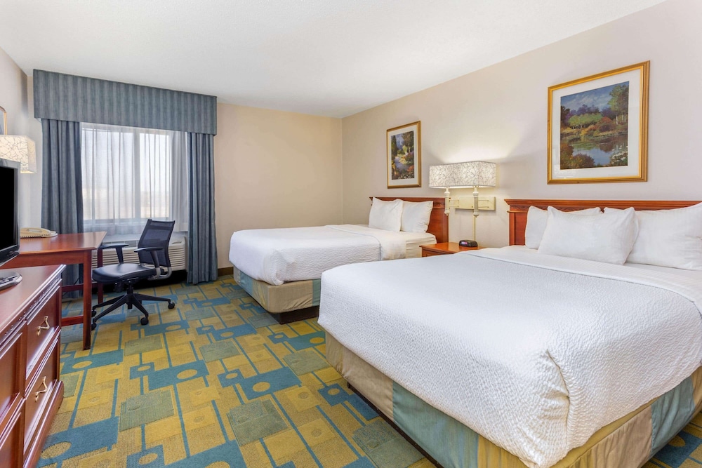 La Quinta Inn & Suites By Wyndham Chicago Gurnee 21/51