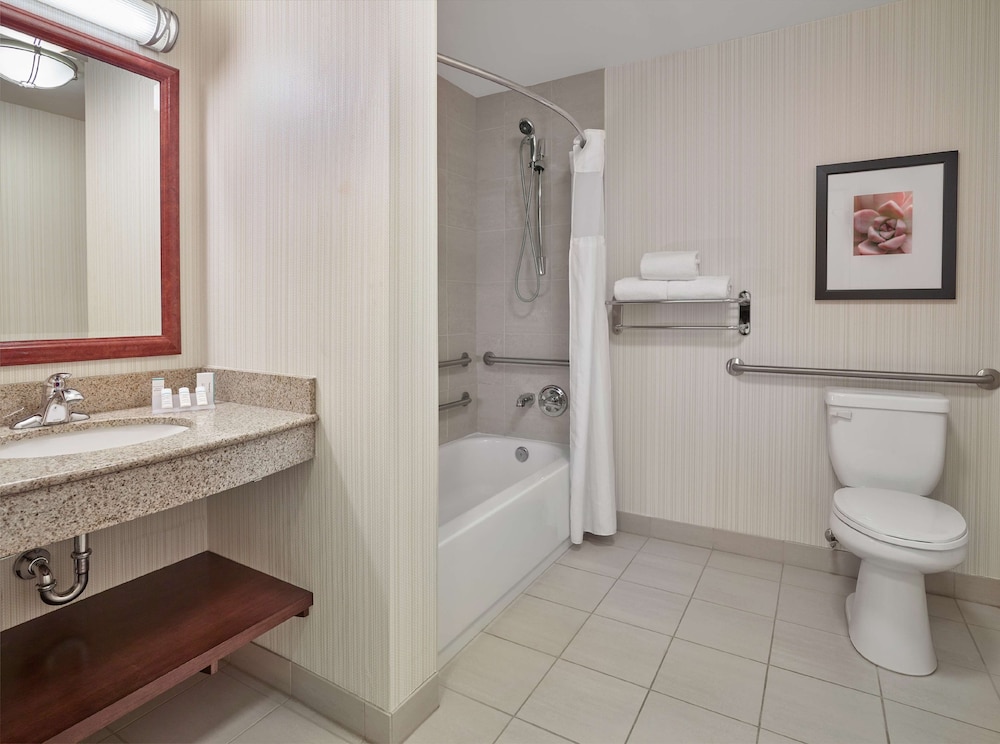Hilton Garden Inn West Edmonton 12/47