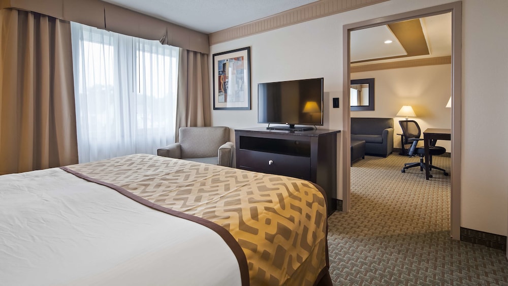Best Western Plus Concordville Hotel 11/54