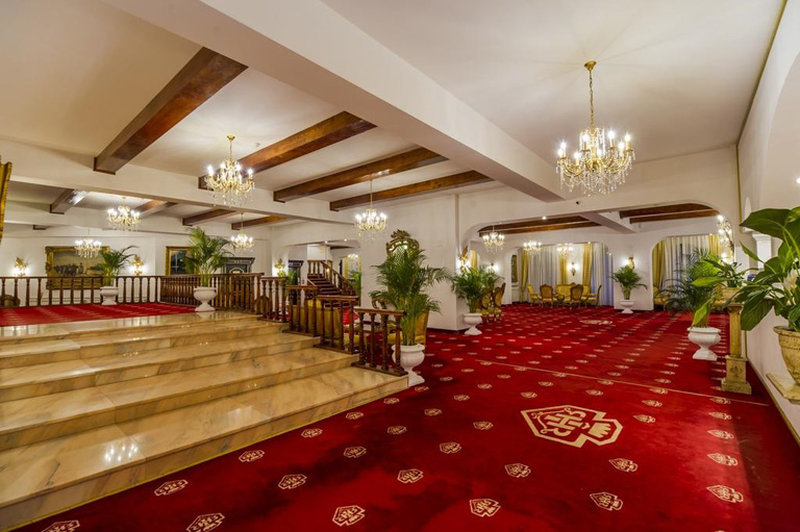 Aurelius Hotel 8/49