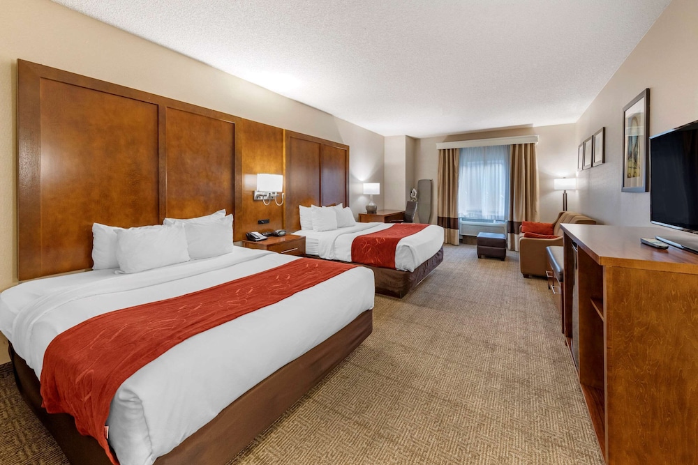 Comfort Suites Near Six Flags Magic Mountain 11/30