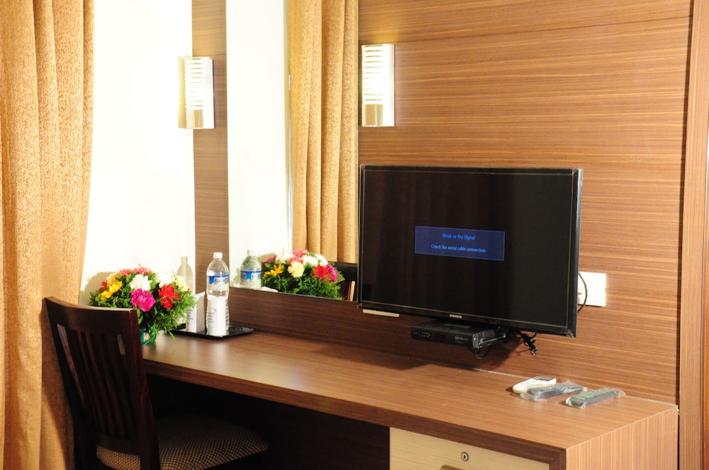 Hotel South Regency 28/34