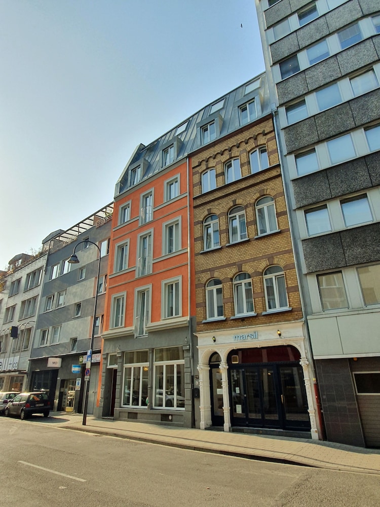 Hotel Marsil 45/49