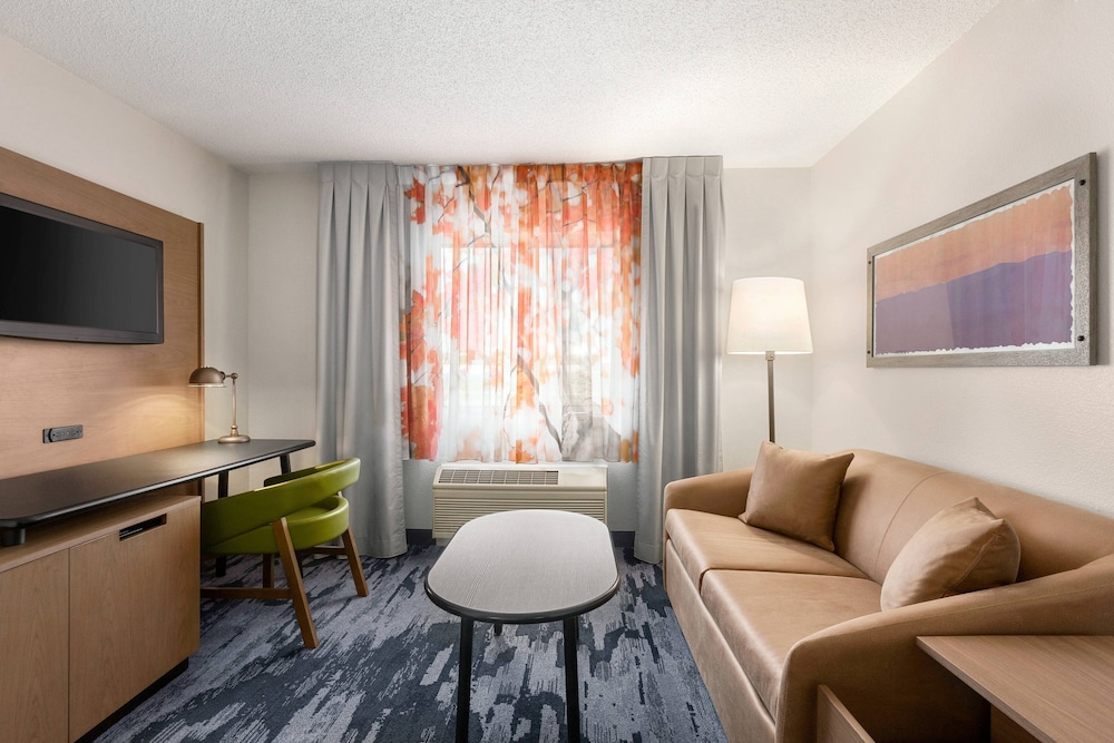 Fairfield Inn by Marriott Erie Millcreek Mall 19/27