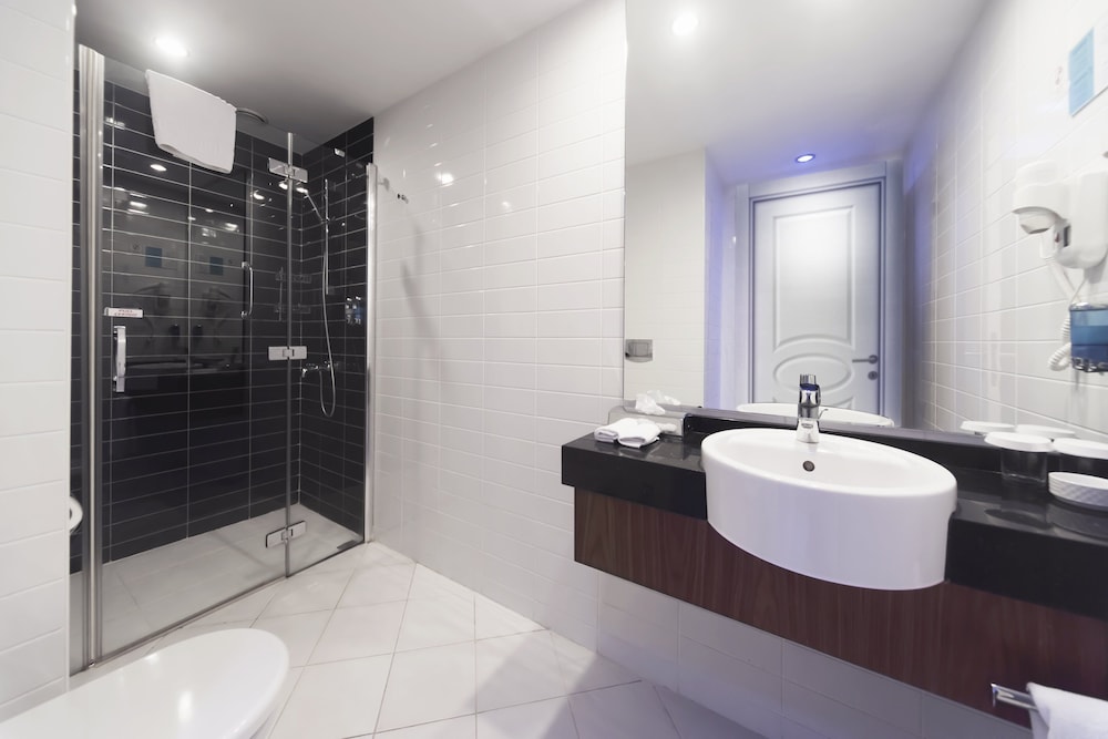 Holiday Inn Express Istanbul - Altunizade 8/42