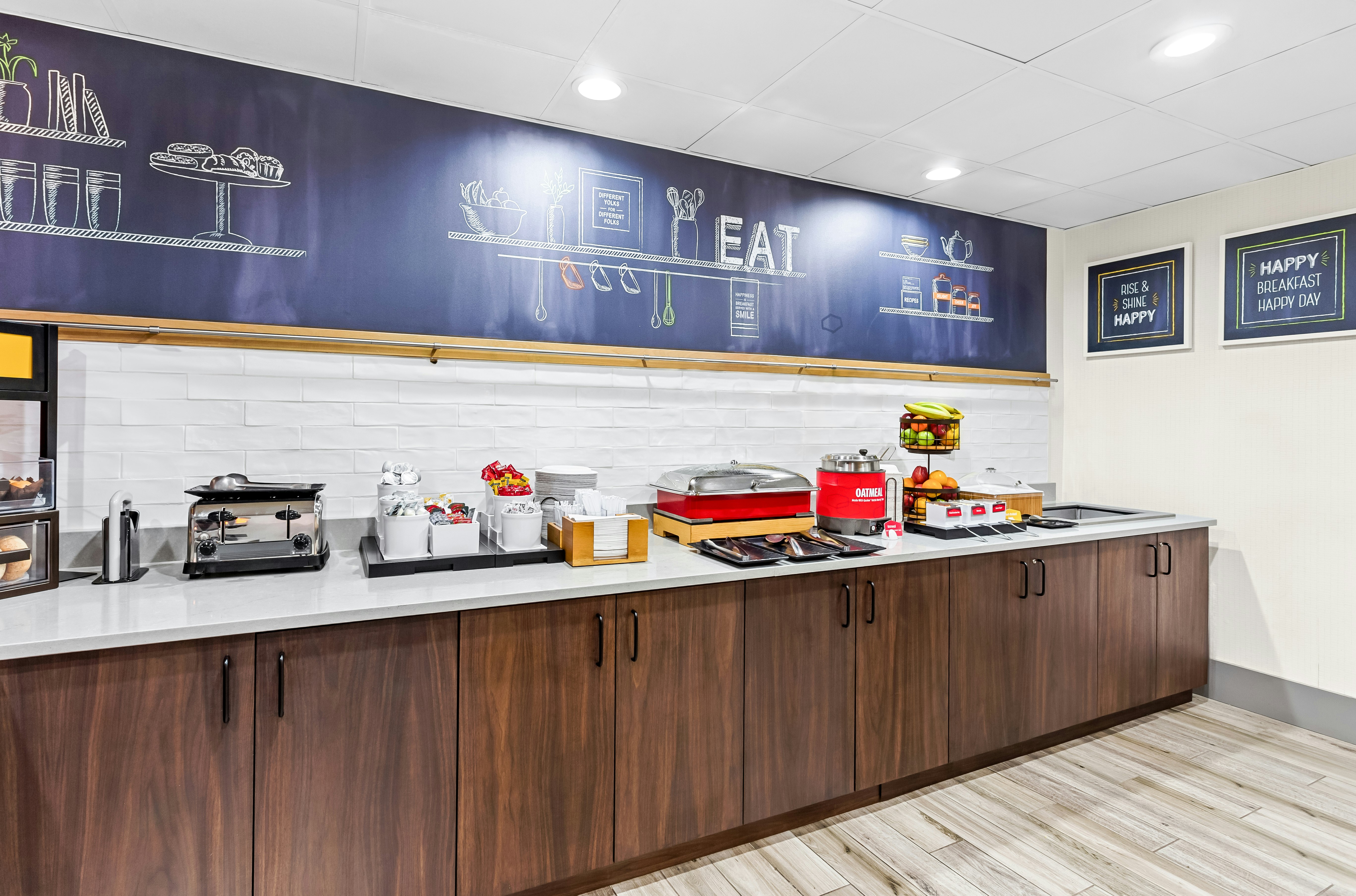 Hampton Inn Naperville 6/52