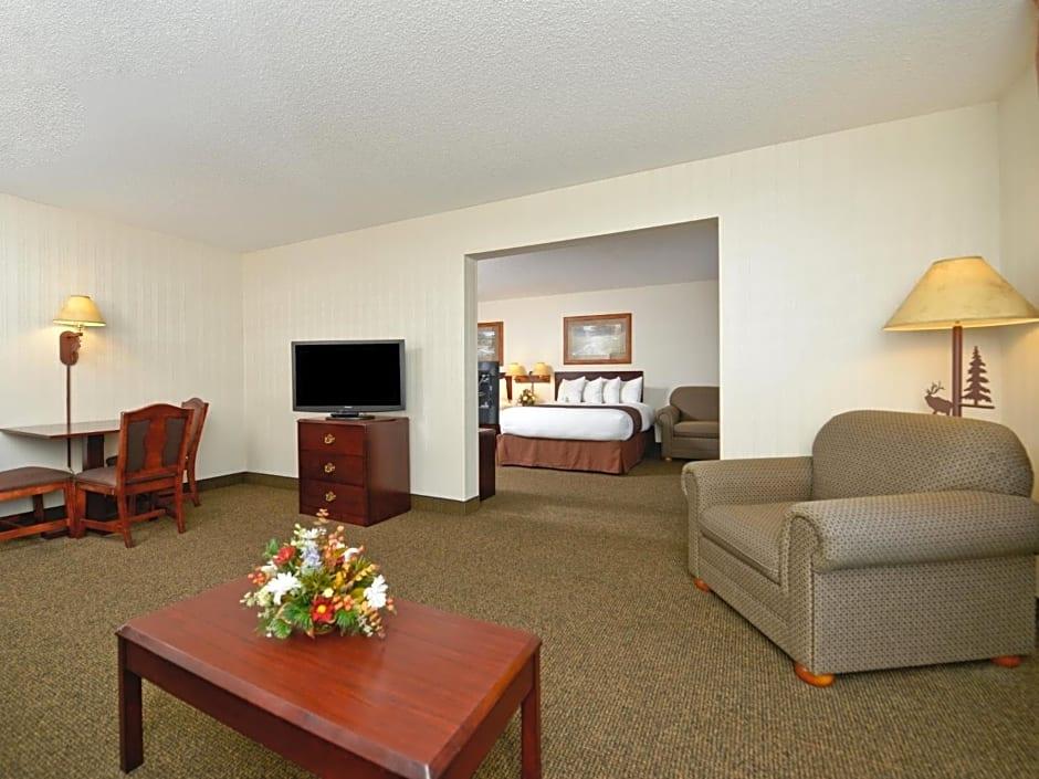 ClubHouse Inn West Yellowstone 18/25
