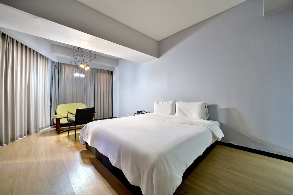 Seomyeon Hound Hotel 1St Street 20/54