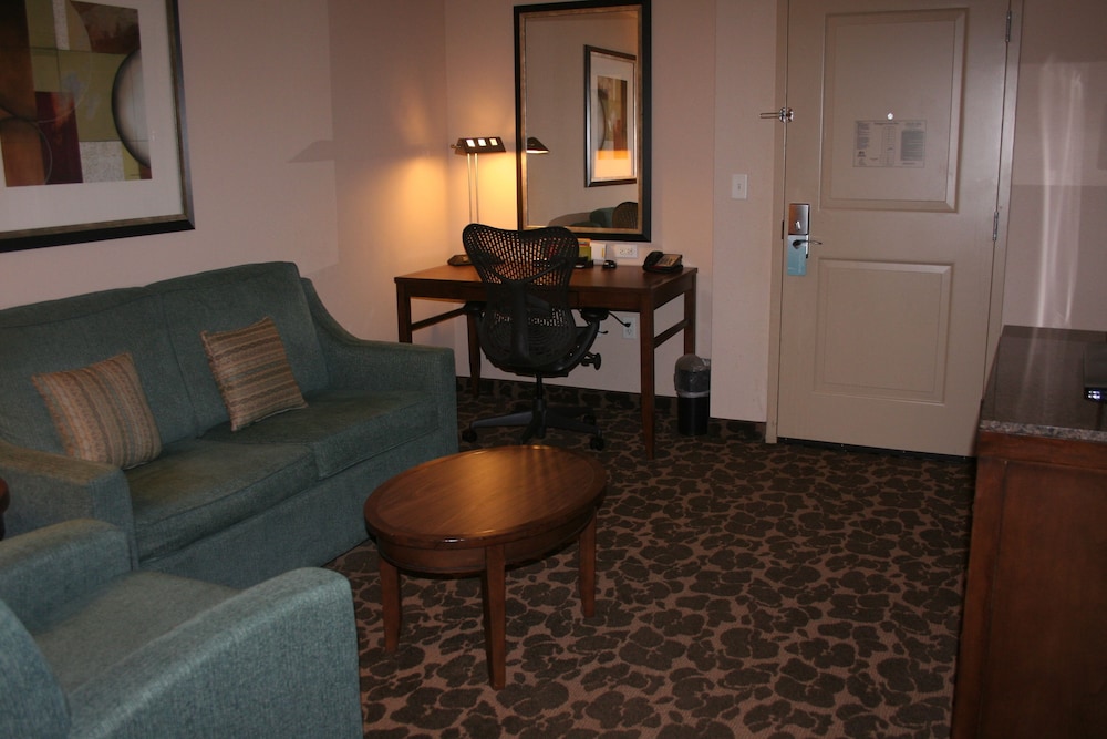 Hilton Garden Inn Charlotte Concord 20/34