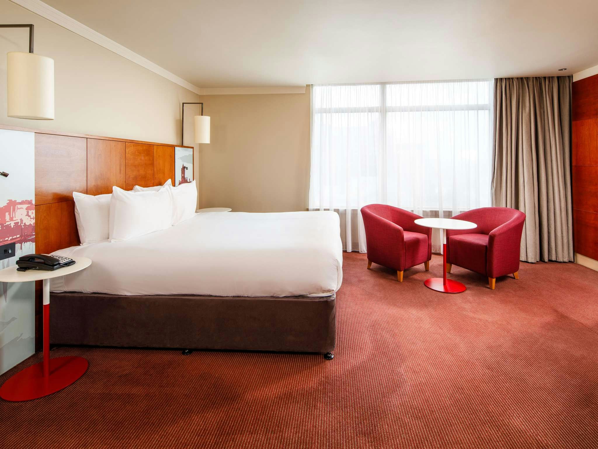 Holland House Hotel Cardiff By Sunday 9/60