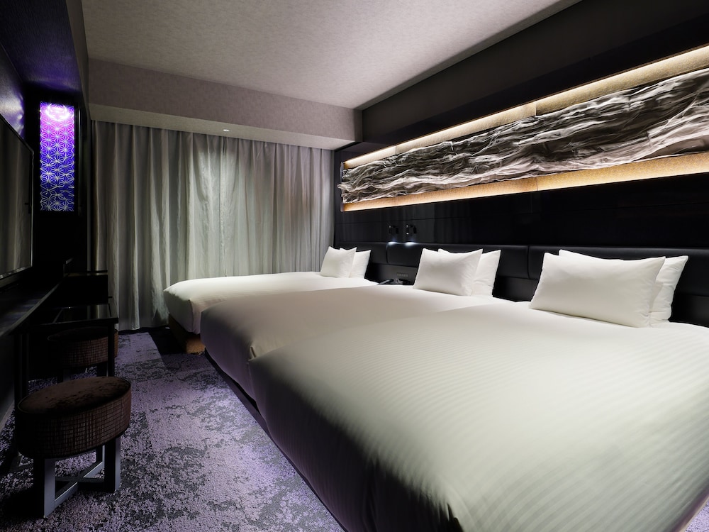 SUPERIOR, 3 BEDS