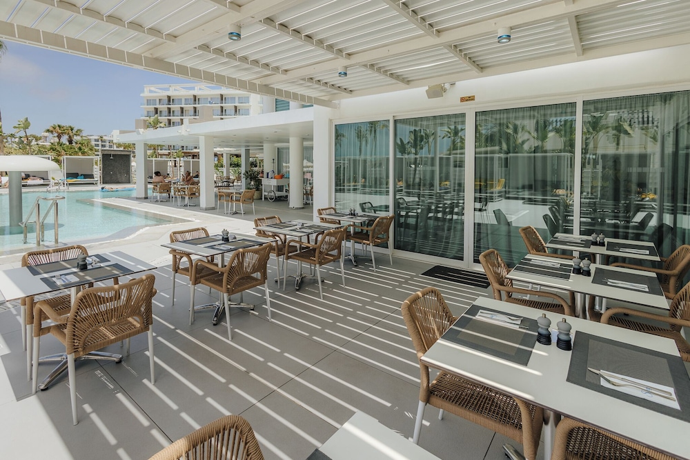 Tasia Maris Sands Beach Hotel - Adults Only 38/50