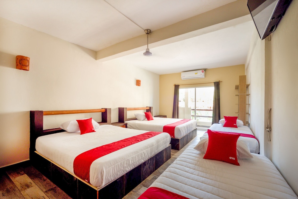 OYO Hotel Posada Lys Zihuatanejo 27/35