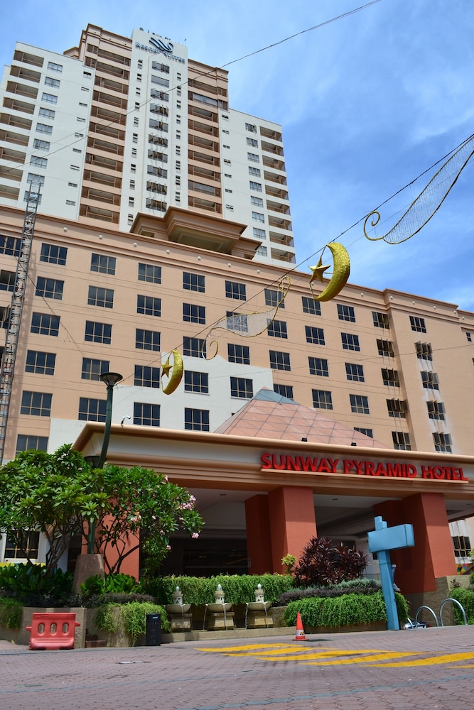 Resort Suites At Bandar Sunway 9/68
