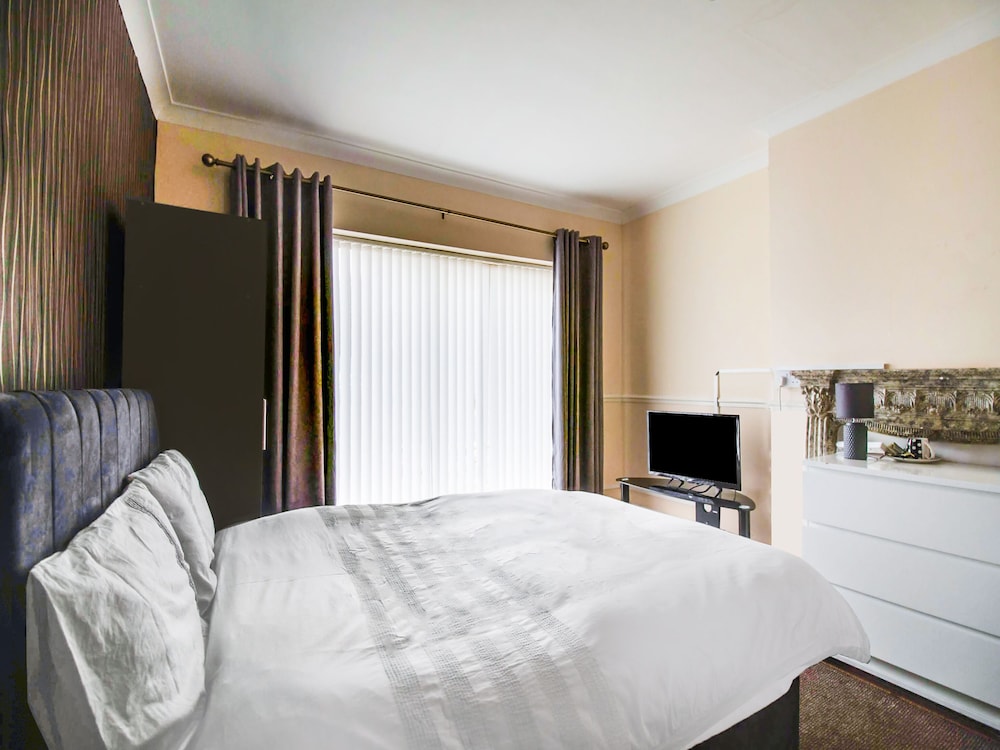 OYO The Longlands Hotel 21/39