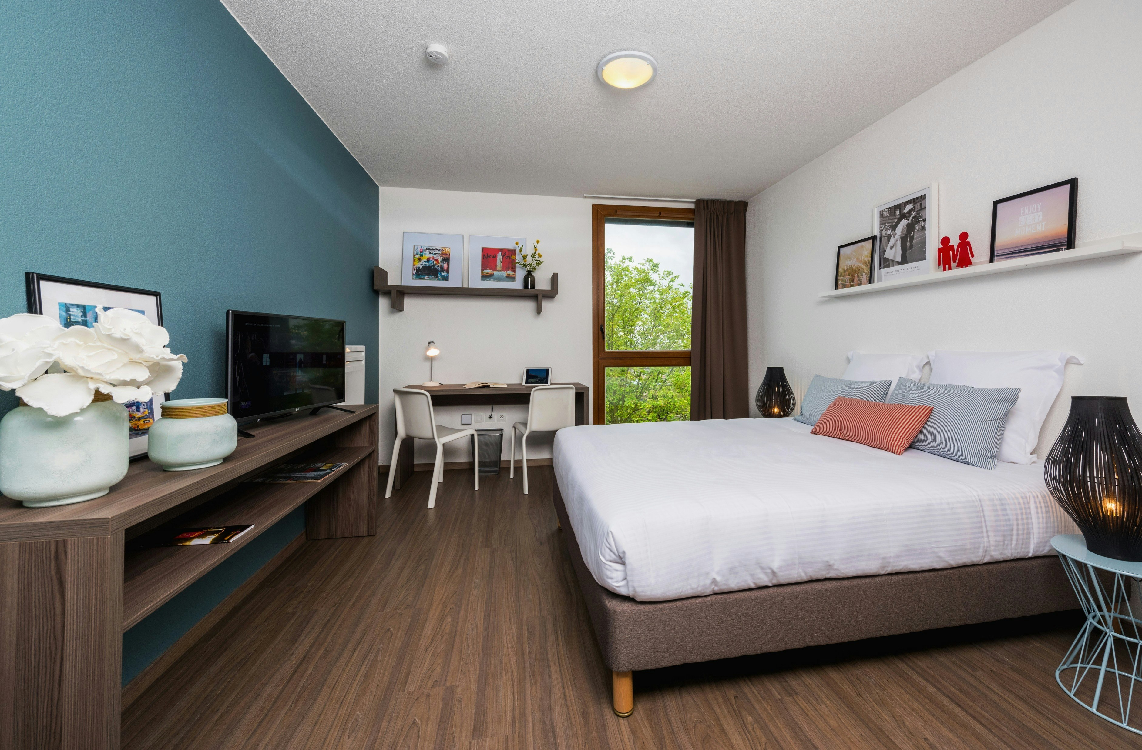 Teneo Apparthotel Bordeaux Maritime 1/8