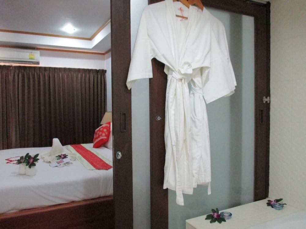 Lipa Bay Resort 21/55