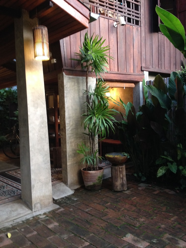 Chiang Maan Residence 59/61