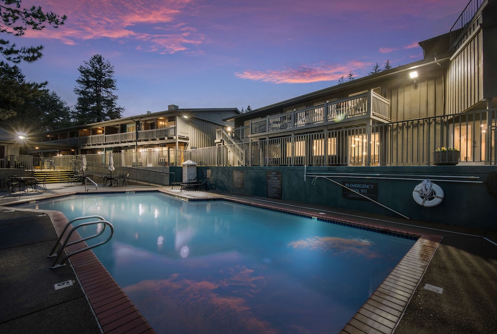 Best Western Portland West Beaverton 56/88