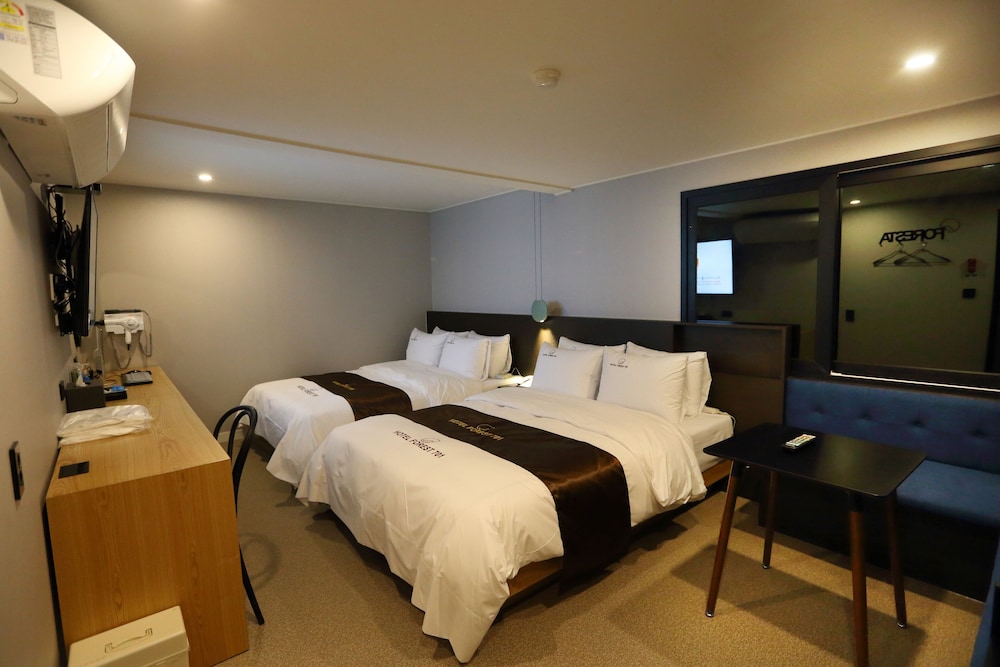 Hotel Forest 701 17/50