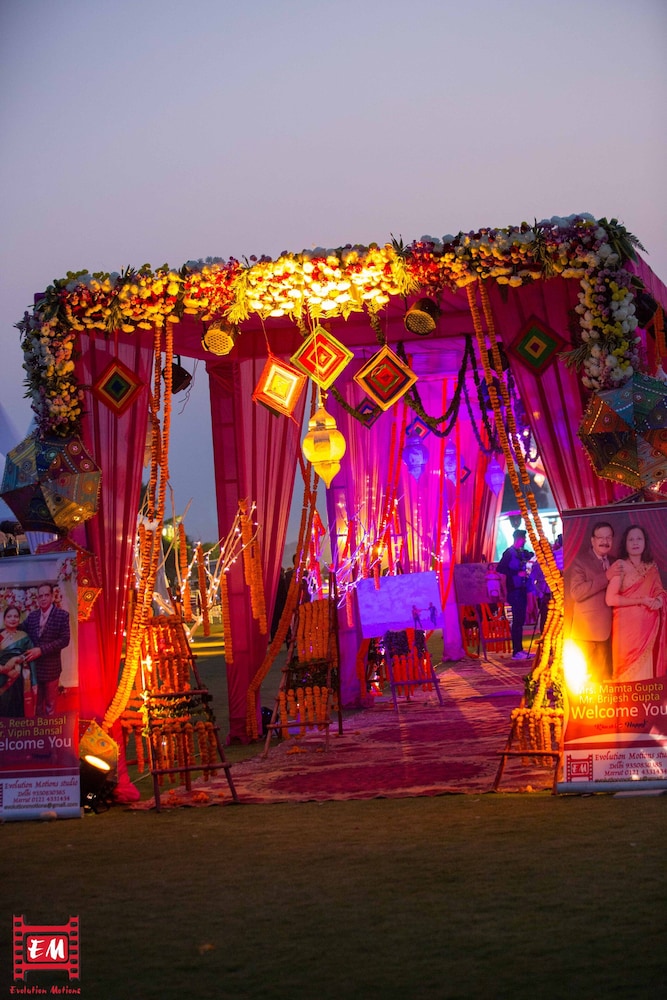 Amatra By the Ganges 43/50