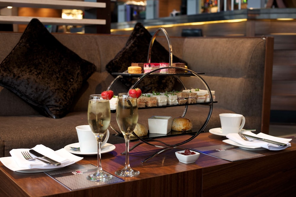 DoubleTree by Hilton London Victoria 54/56