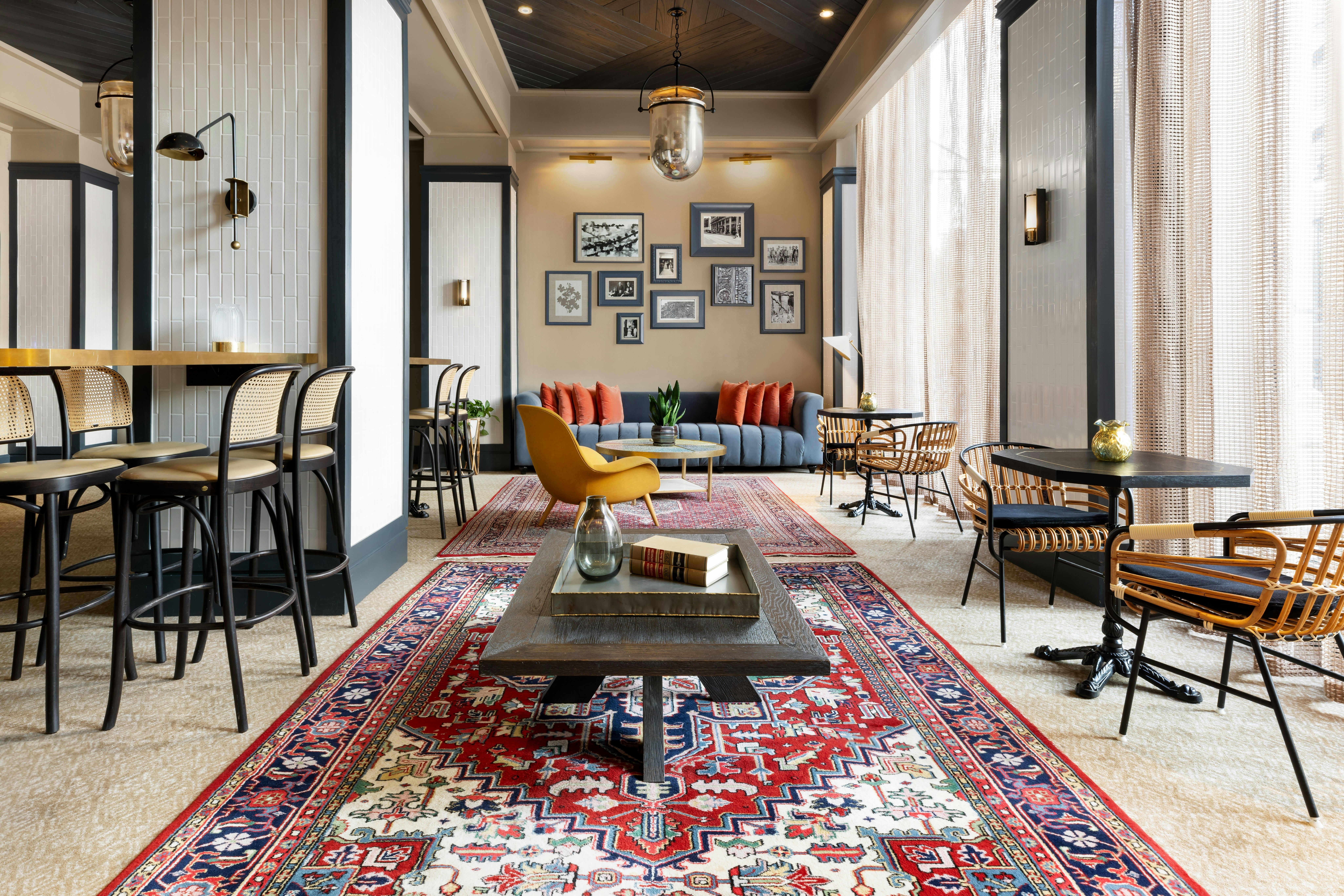 The Candler Hotel Atlanta Curio Collection by Hilton 45/55