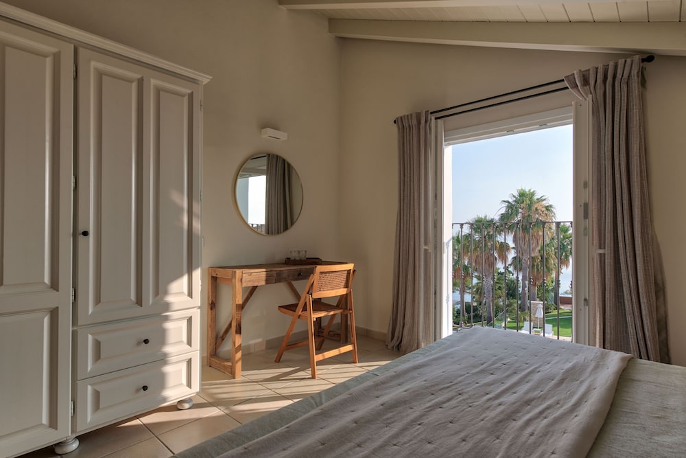 Erietta Aparthotel 11/49
