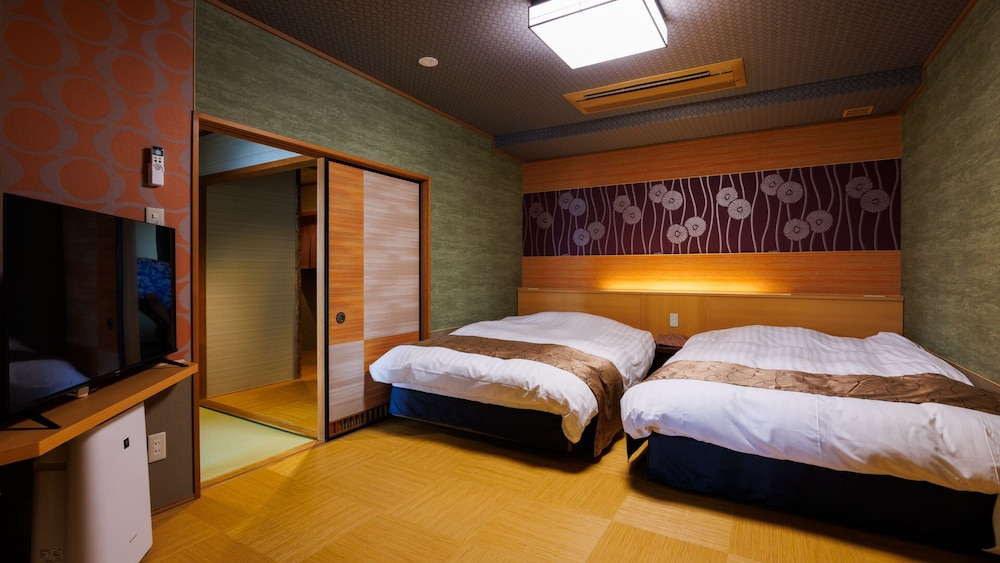 Western, 2 Double Beds, 6 Futon Beds, Sofa, Outdoor Bath