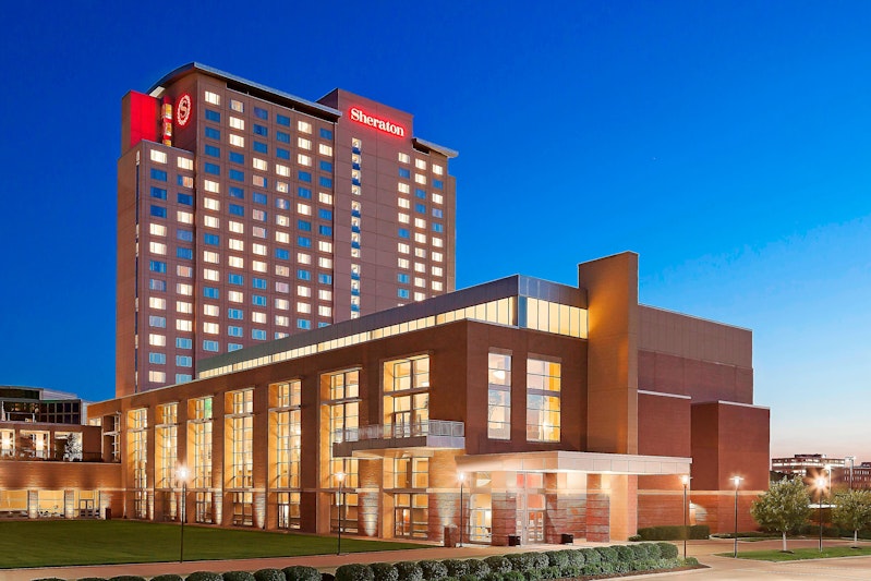 SHERATON OVERLAND PARK HOTEL AT THE CONVENTION CENTER in OVERLAND PARK - KS
