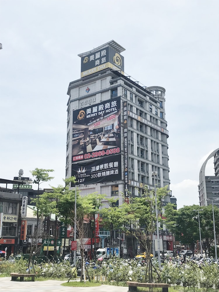 Merryday Hotel Banqiao Branch 3/50