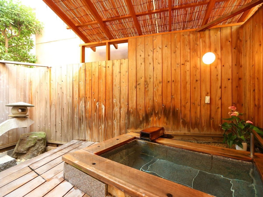 Kamiyamada Hotel 24/55