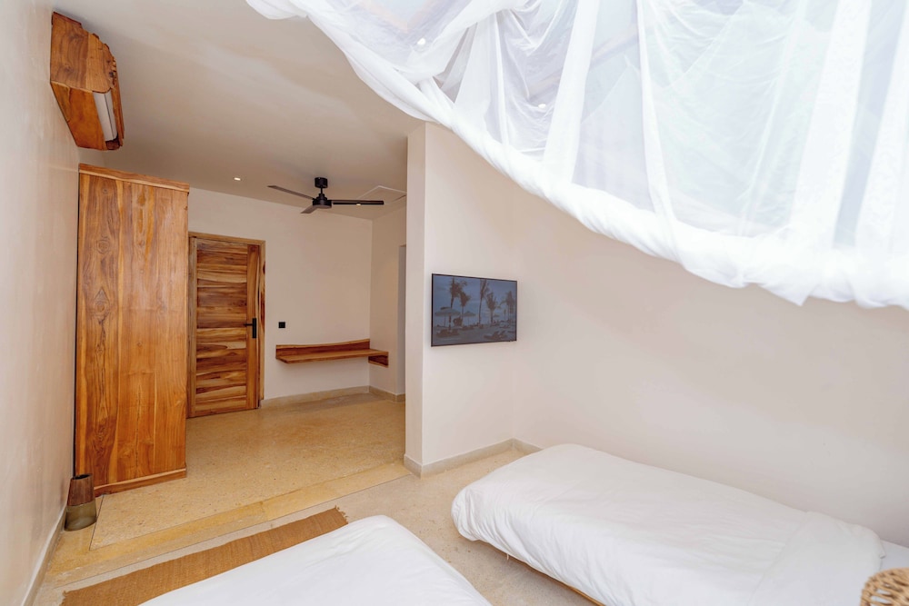 بنغل عائلي بسرير كينج، Kwanza Resort by Sunrise 2/8