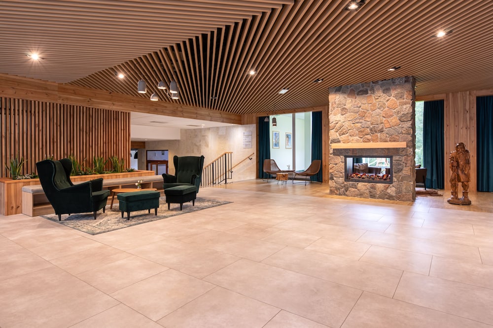 MERCURE KARPACZ SKALNY 9/50