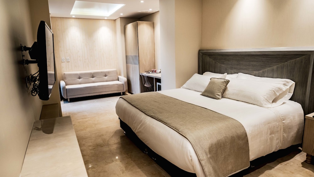 Alko Hotel Cotona 18/55