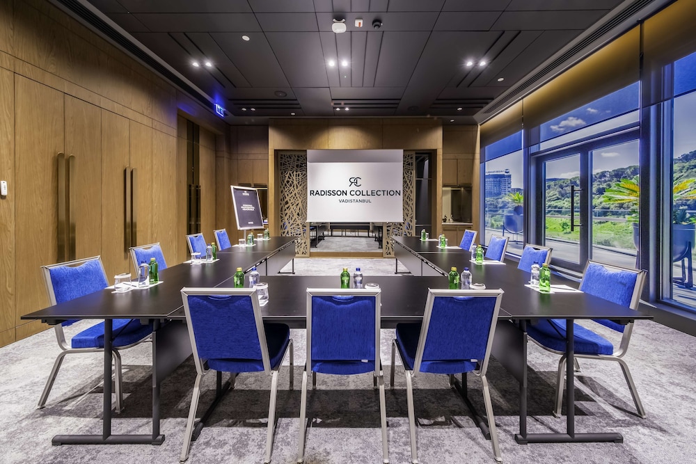 Radisson Collection Hotel Vadistanbul 64/75